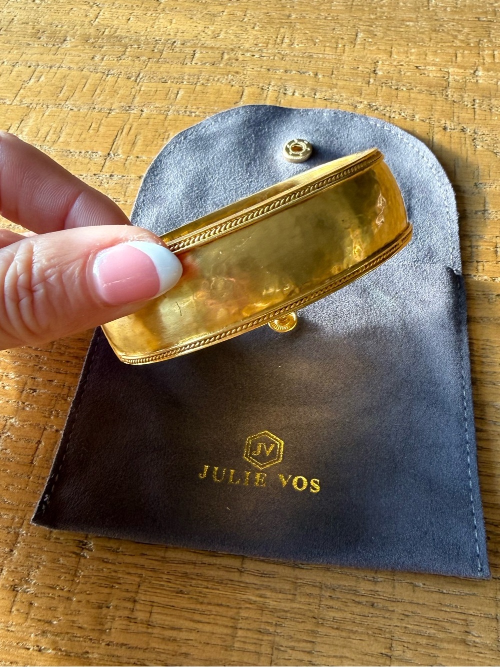 JULIE VOS | Cannes Statement Hinge Bangle - Gold